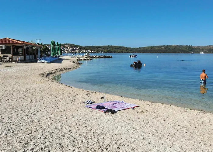 Apartament Two-bedroom In Okrug Gornji Trogir